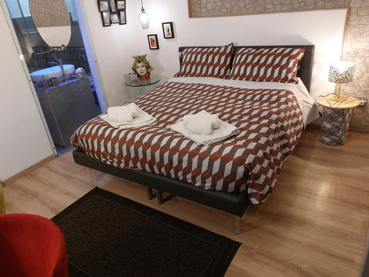 Galena Charme Luxury Terrace Apartment Syracuse