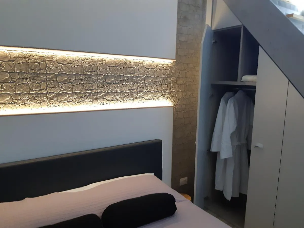 Galena Charme Luxury Terrace Apartment Syracuse 0*,